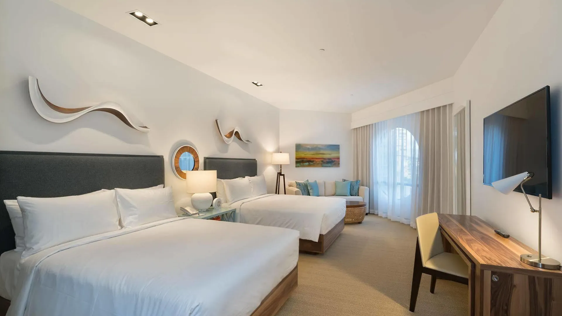Hyatt Centric Waikiki Beach Honolulu 4*,